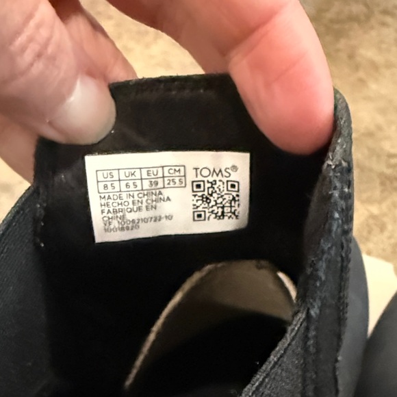 TOMS Women's Sleek Black Ankle Booties - Picture 6 of 8